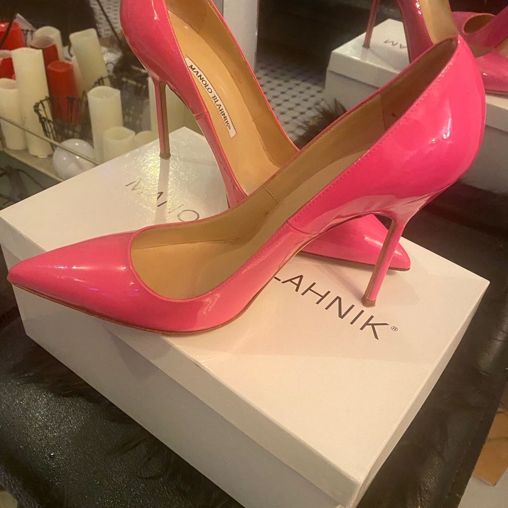 Manolo Blahnik pink patent heels - Picture 13 of 15